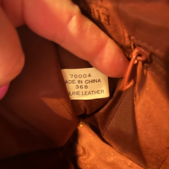 Vintage Etienne Aigner purse - Picture 6 of 7